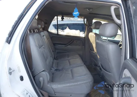 2001 Toyota Sequoia Sr5 V8 from USA, damaged, VIN 5TDBT44A41S037674